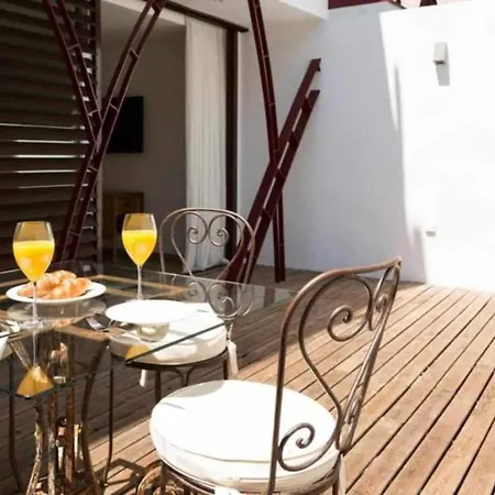 Mestizo - Nogalera Torremolinos