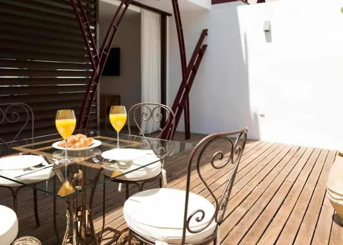 Mestizo - Nogalera Torremolinos